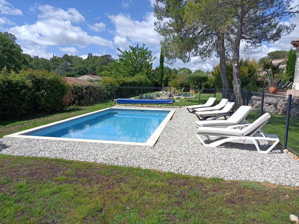 Anduze Gite Les Pins Au "Petit Clos Des Cigales" Massillargues-Attuech Bagian luar foto